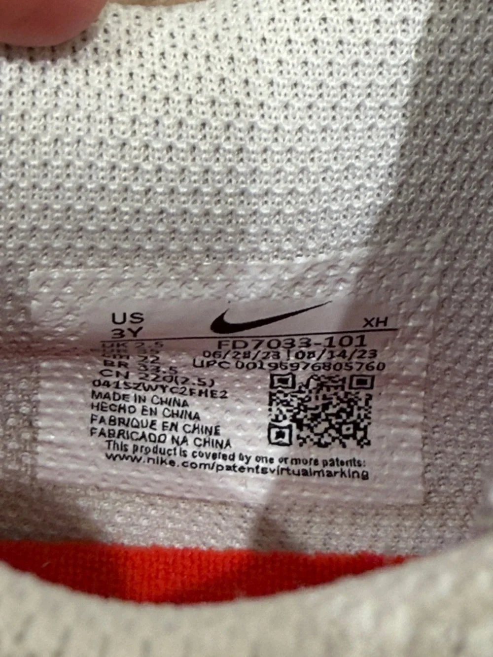 Nike Kids GT Cut 3 basketball shoes
